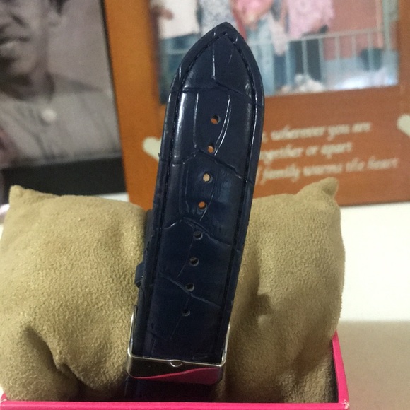 NWT Iced out blue watch - Picture 4 of 4